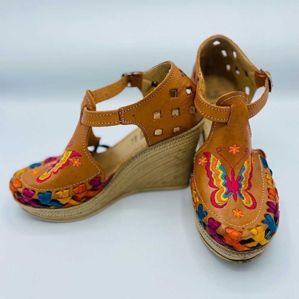 Handmade Butterfly Wedges  - Picture 4 of 6